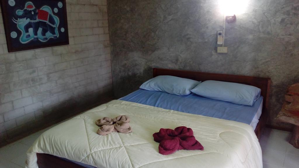 The Local Story Resort Ban Mon Talaeng Luaran gambar