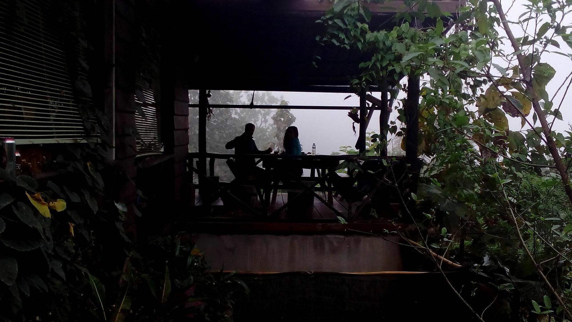 The Local Story Resort Ban Mon Talaeng Luaran gambar