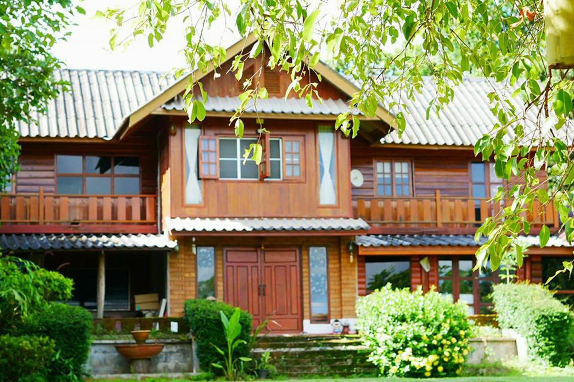 The Local Story Resort Ban Mon Talaeng Luaran gambar