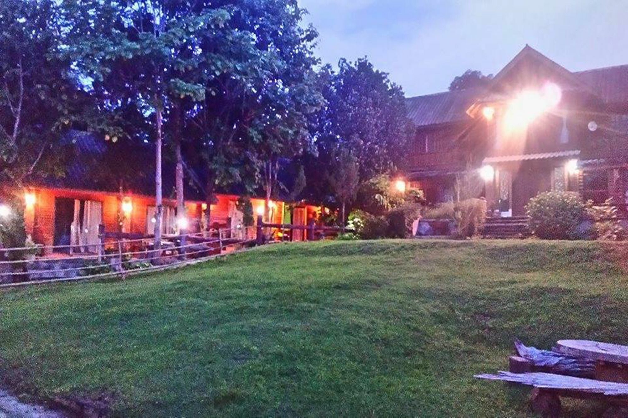 The Local Story Resort Ban Mon Talaeng Luaran gambar